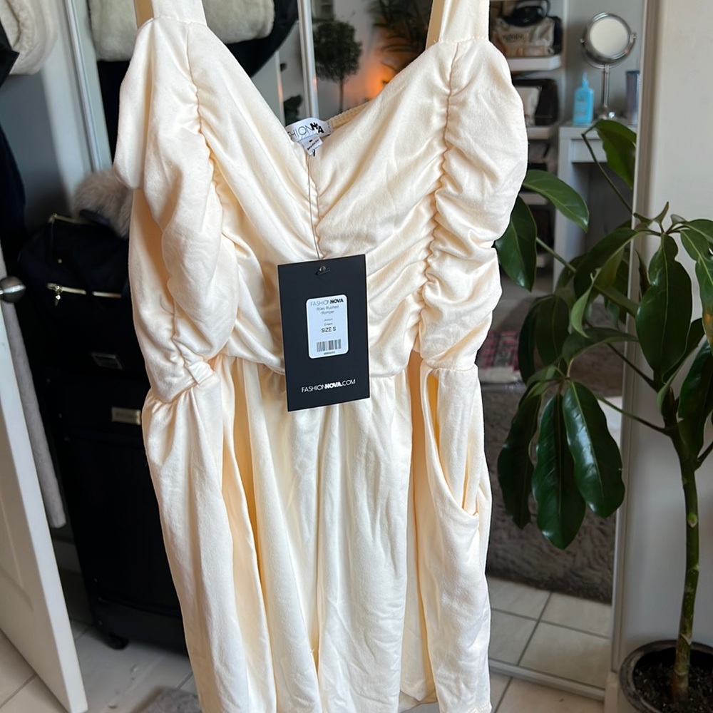 RILEY RUCHED ROMPER